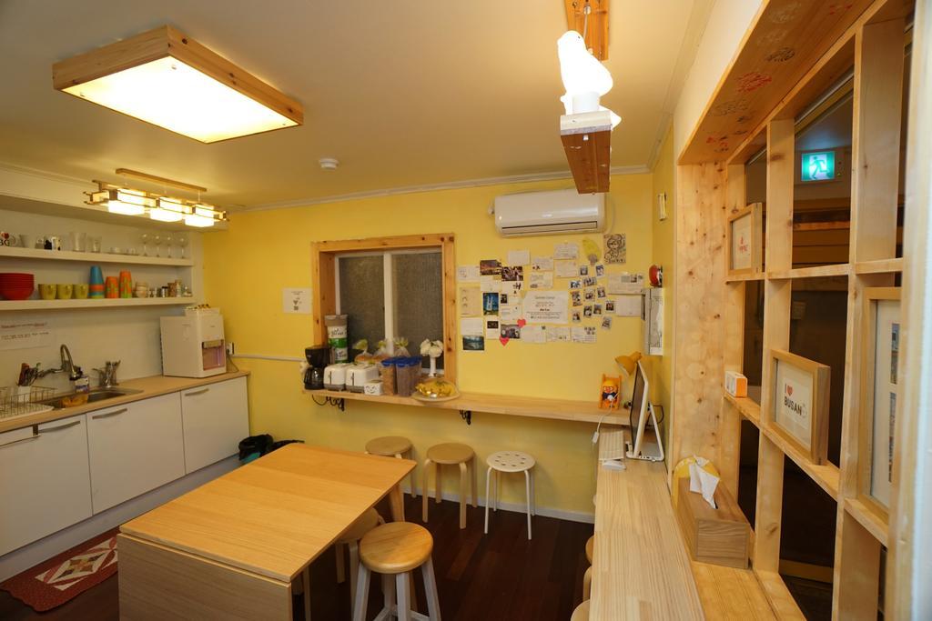 710 Guesthouse Yellow Busan Exterior foto