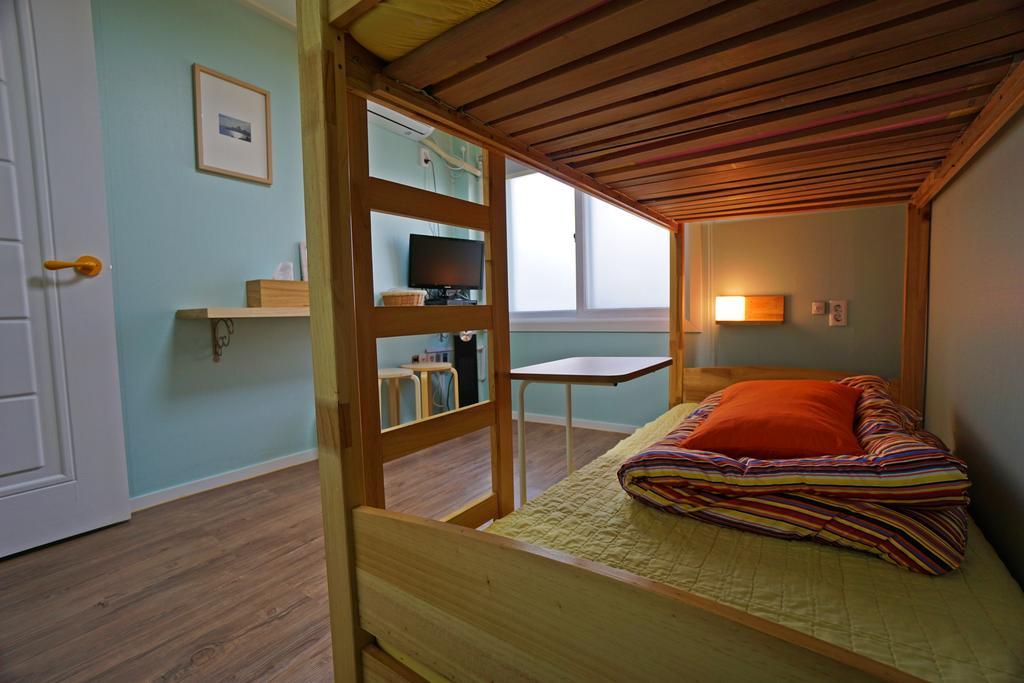 710 Guesthouse Yellow Busan Quarto foto